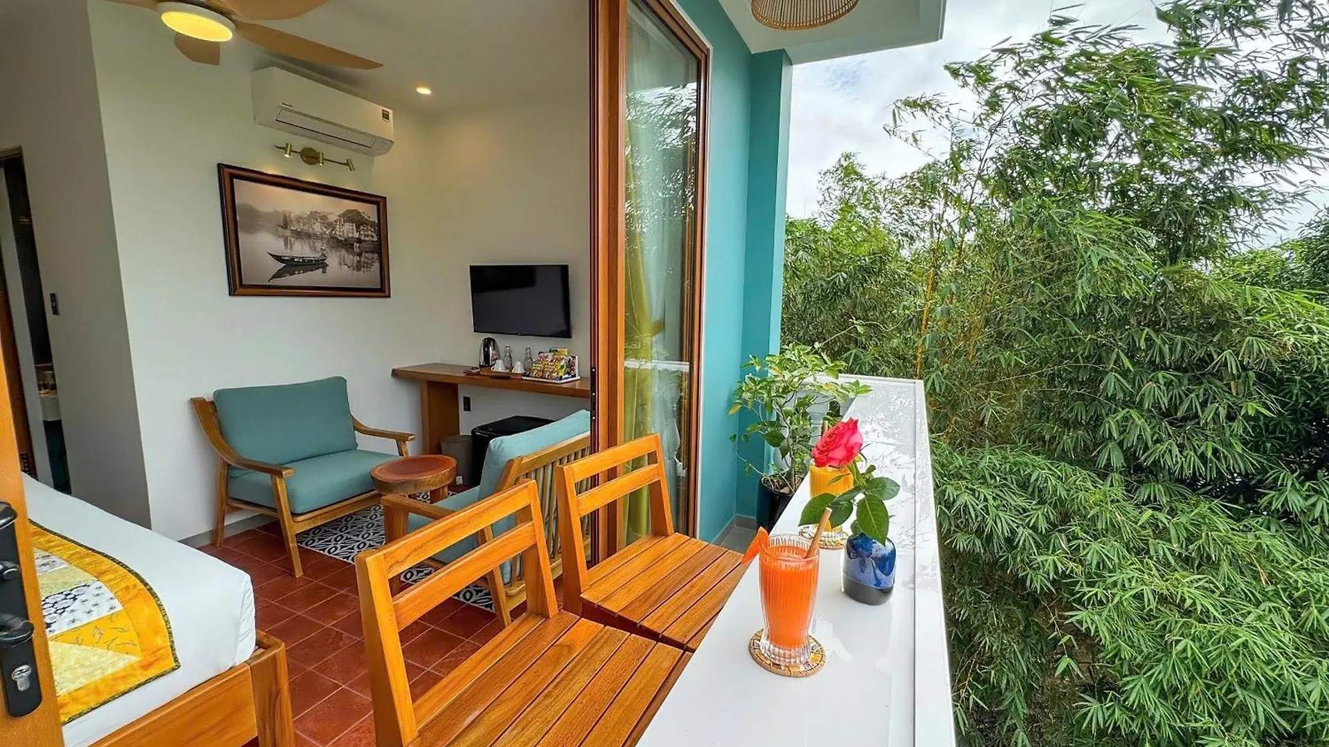 Bed and Breakfast Blue Tropical House Hoi An 0*,  Vietnam