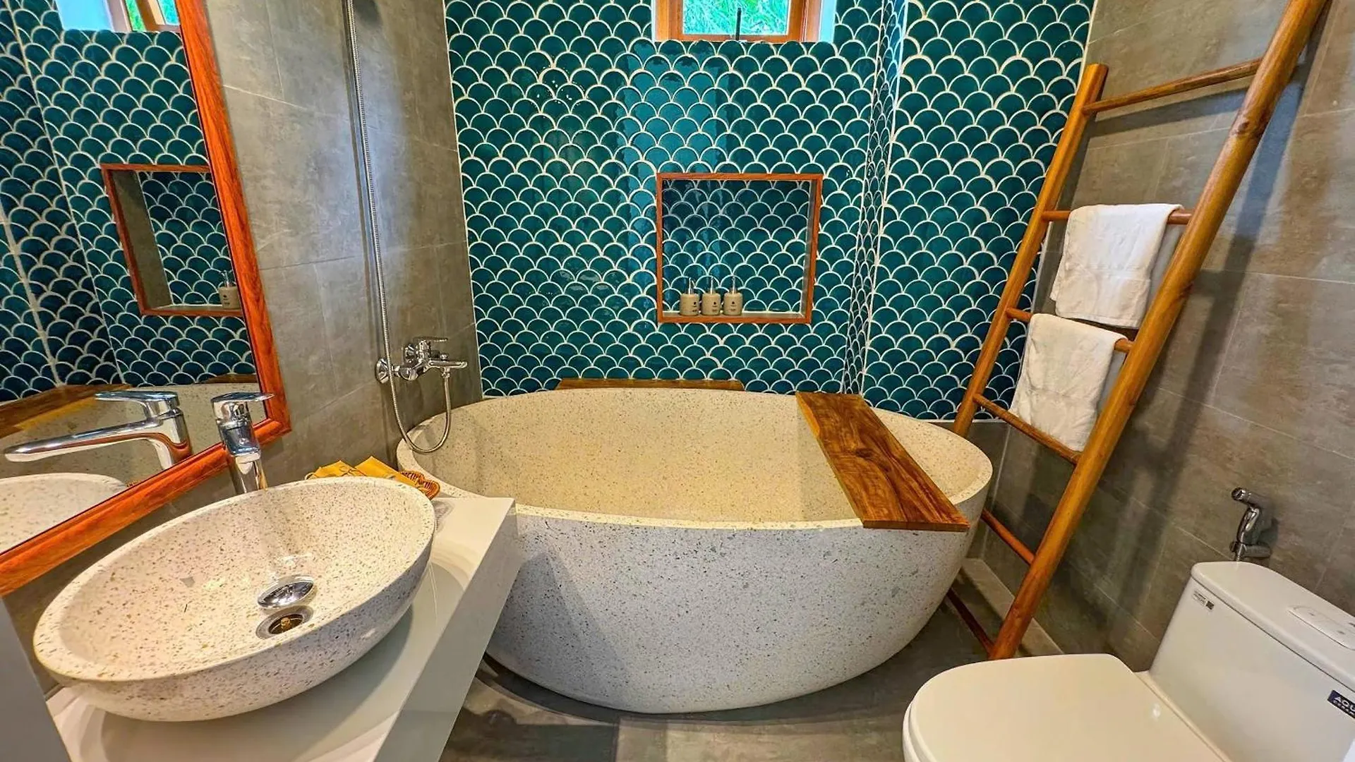 Bed and Breakfast Blue Tropical House Hoi An